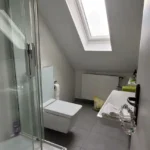 Dachgeschosswohnung Bad